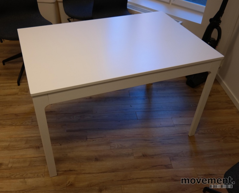 Solgt!IKEA Ekedalen spisebord / møtebord - 1 / 5