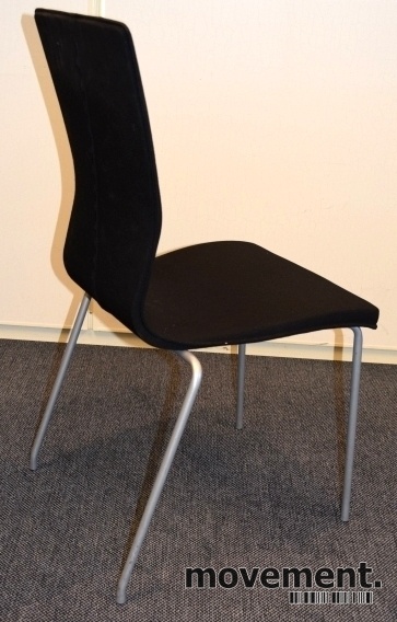 Solgt!Konferansestol fra EFG i sort stoff - 2 / 2