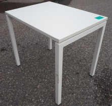 Skrivebord i hvitt, 80x60cm, pent brukt