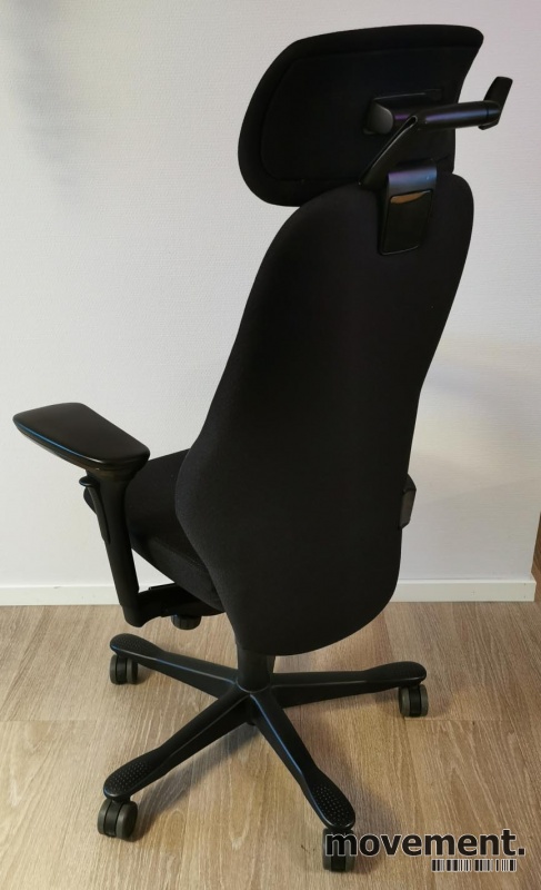 Solgt!Kontorstol: Kinnarps Plus 8 i sort - 2 / 2