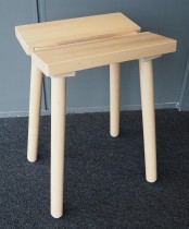 IKEA + HAY Ypperlig krakk i heltre bøk, pent brukt