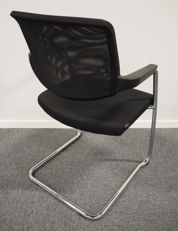 Konferansestol / møtestol i sort