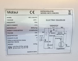 Lite underbenk kjøleskap fra Matsui, modell MUL1308GWE, 84,5cm høyde, pent brukt