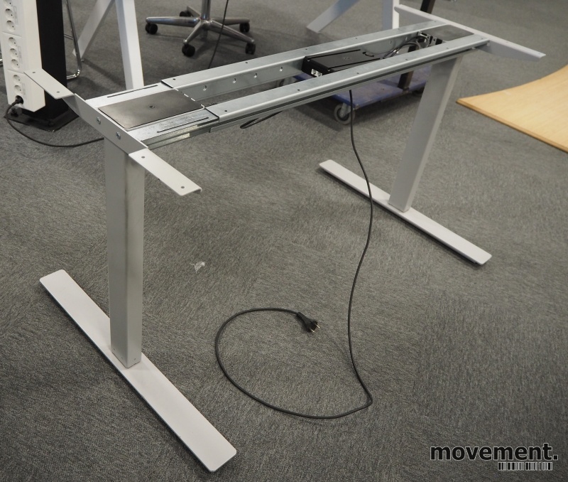 Solgt!Understell til skrivebord med - 2 / 3