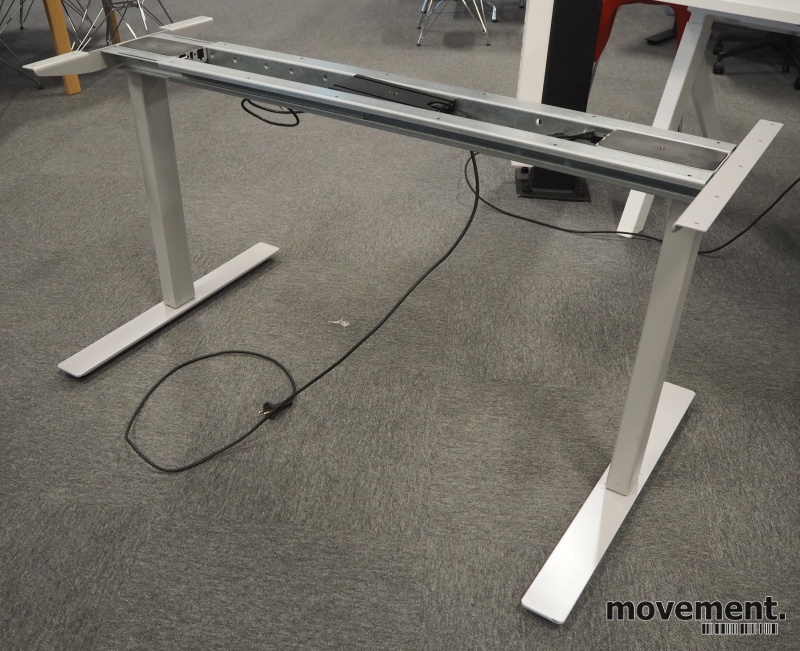 Solgt!Understell til skrivebord med - 1 / 3