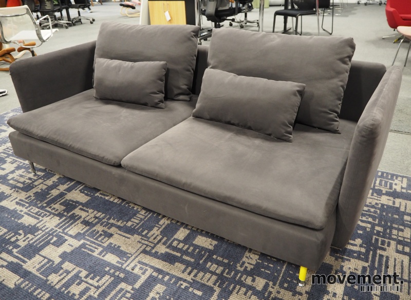 Solgt!3-seter sofa i mørkt grått stoff - 2 / 2