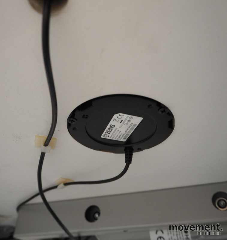 Solgt!Skrivebord med elektrisk hevsenk i - 2 / 4