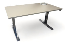 Skrivebord med elektrisk hevsenk i varmgrått (Cubanit grey) / krom fra Linak, 140x80cm, pent brukt
