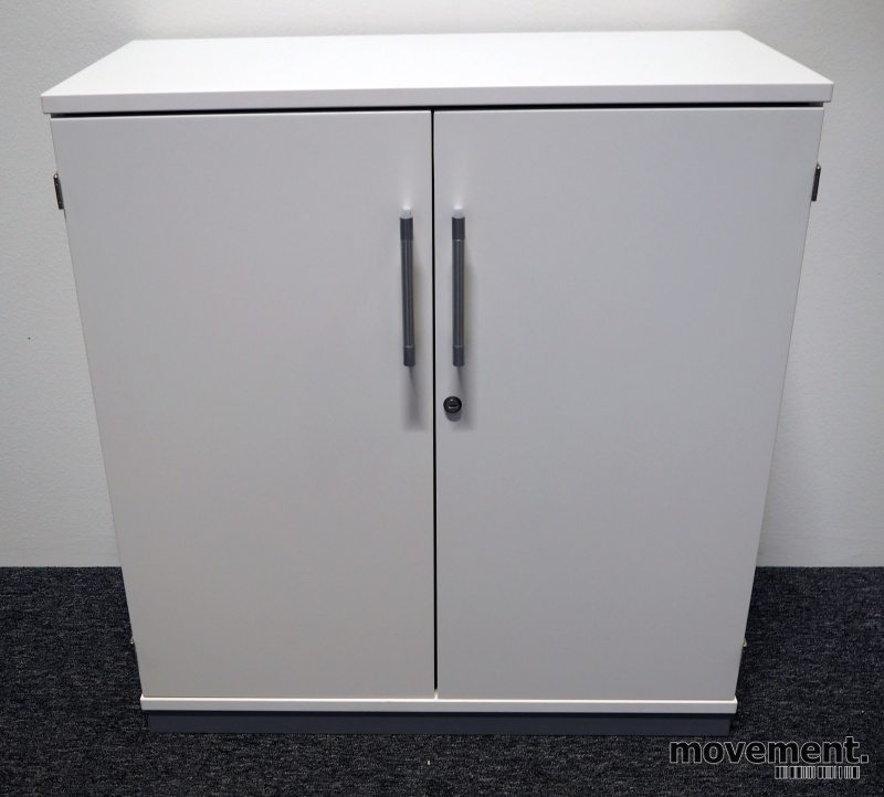 Solgt!Kinnarps E-serie ringpermreol med - 1 / 2