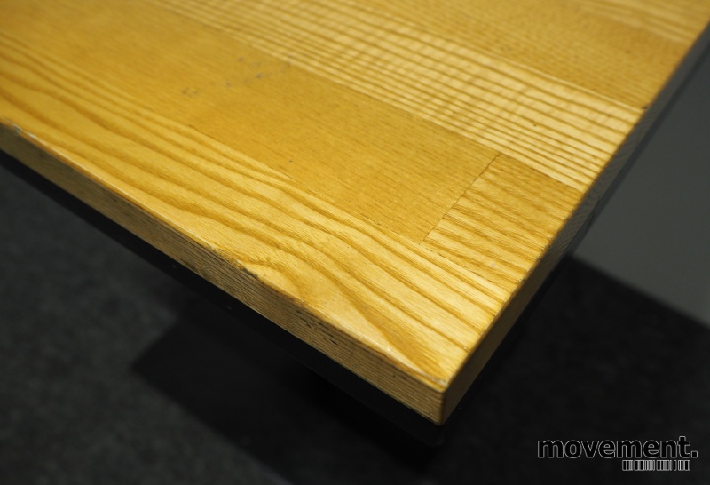 Solgt!Kafebord / kantinebord i eik / - 3 / 3