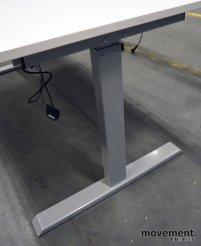 Solgt!Skrivebord med elektrisk hevsenk - 2 / 2
