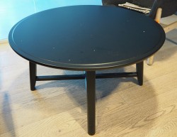 Loungebord i sort fra IKEA, modell Kragsta, Ø=90cm, brukt