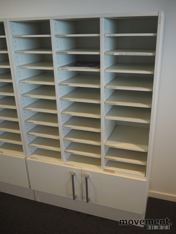 Solgt!Posthylle i hvitt, 30 rom, - 2 / 2