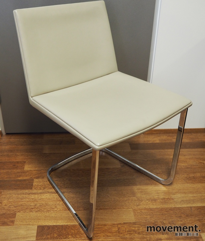 Solgt!Konferansestol i lyst beige / - 1 / 3