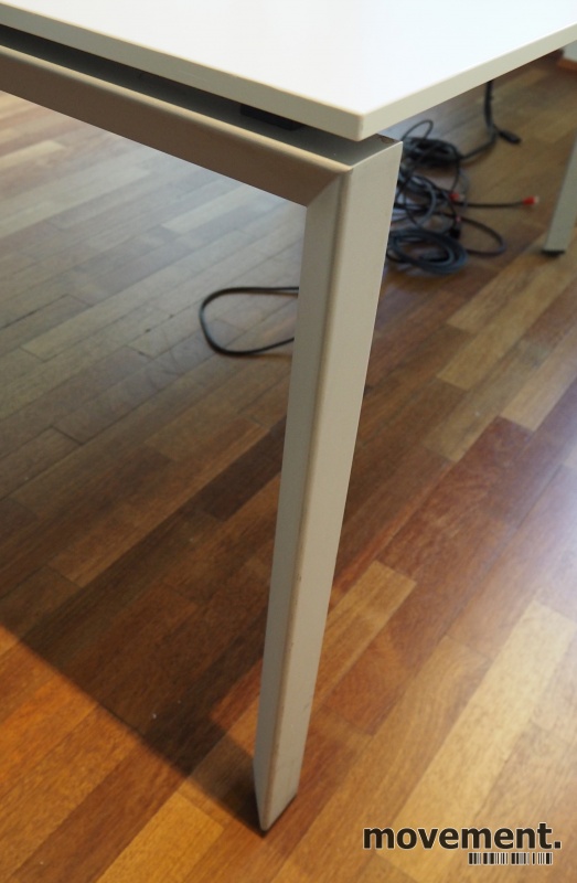 Solgt!Steelcase møtebord i lys grå / - 4 / 7