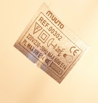 Taklampe/pendel i hvitt fra Muuto, modell MHY, design: Norways Says, Ø=20cm, pent brukt