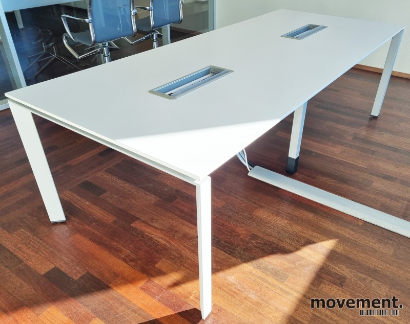 Solgt!Møtebord fra Steelcase, 240x100cm, - 3 / 4