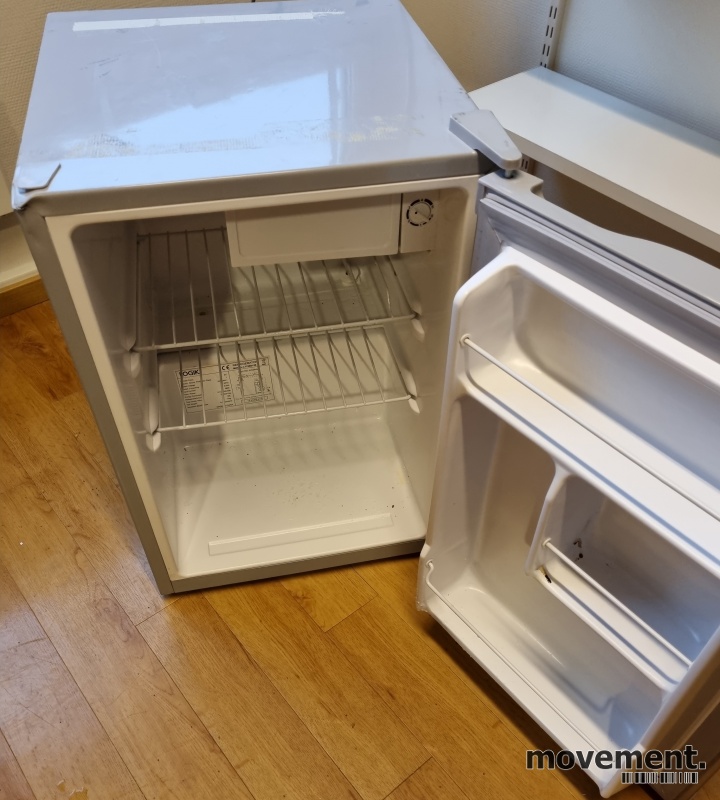 Solgt!Lite kjøleskap fra Logik, modell - 2 / 4