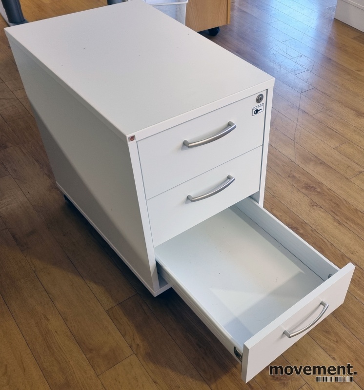 Solgt!Skuffseksjon på hjul fra AJ - 2 / 4