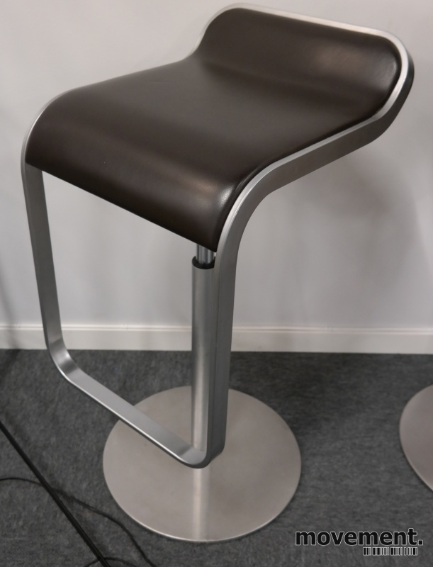 Solgt!La Palma Lem Stool, høydejusterbar - 1 / 2