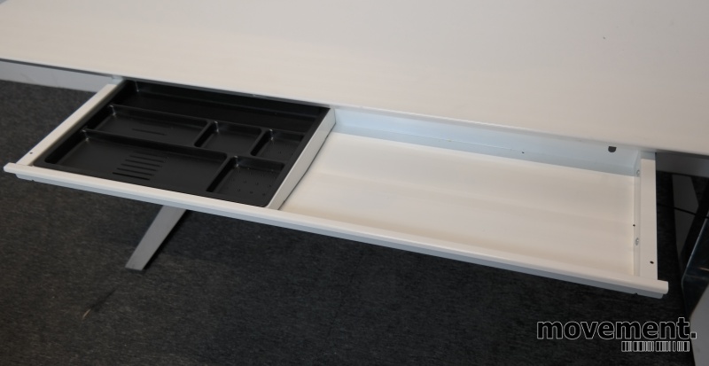 Solgt!Skrivebord med elektrisk hevsenk i - 2 / 5