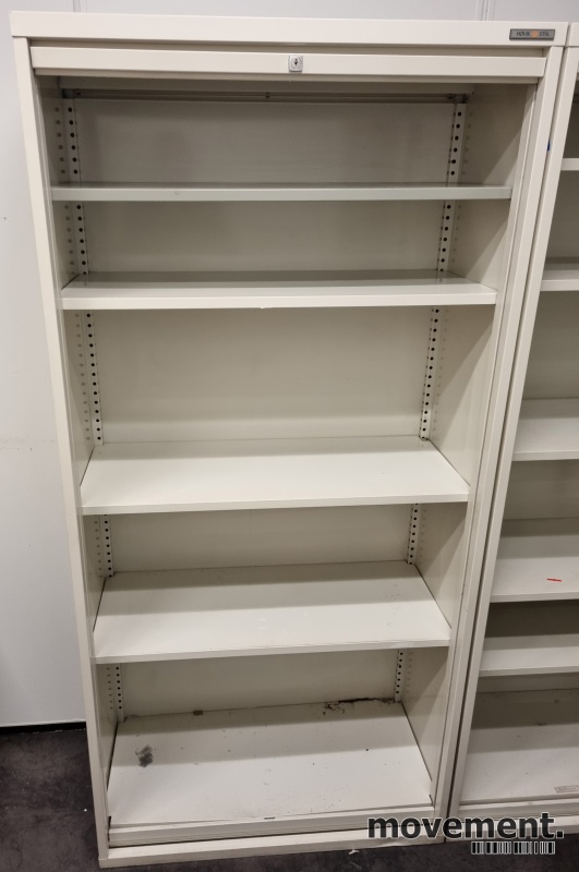Solgt!Stålskap med rullesjalusi i front, - 3 / 5