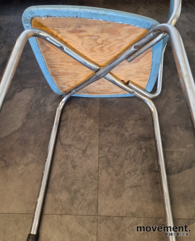 Solgt!Vintage / retro stol i lyseblå skai - 3 / 3