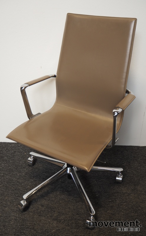 Solgt!Konferansestol på hjul i beige - 1 / 2
