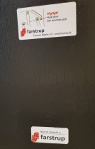 Pinnestol / kjøkkenstol fra Farstrup, modell 216, sortlakkert treverk, pent brukt