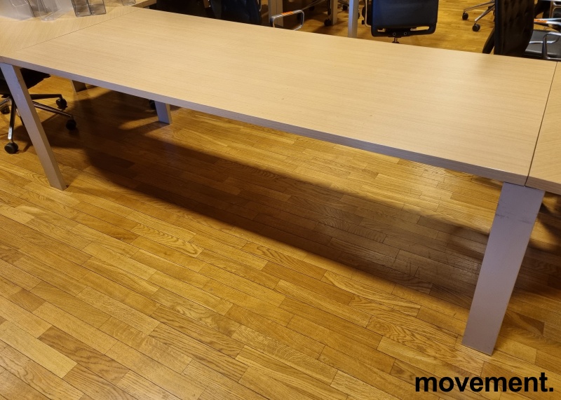 Solgt!Møtebord i eikefiner, Walter Knoll, - 1 / 5