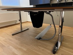 Møtebord i lyst grått / krom fra Edsbyn, 230x110cm, egner seg for videokonferanse, pent brukt