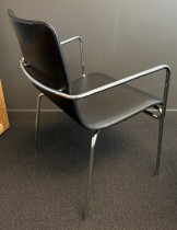 Konferansestol i sort skinn / krom fra Cappellini, Paper chair med armlene, pent brukt