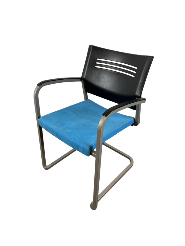 Konferansestol / stablestol i sort