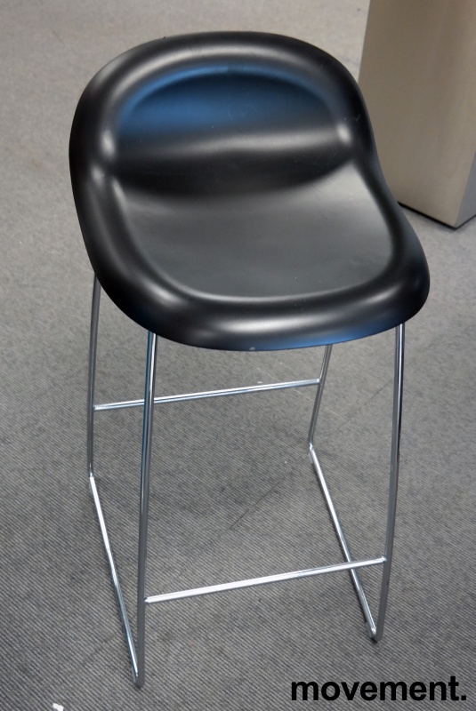 Solgt!Barkrakk fra Gubi i sort, 66cm - 1 / 3