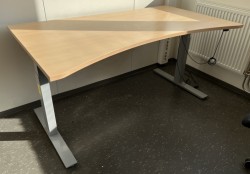Skrivebord med elektrisk hevsenk i bøk laminat / grått, 160x80cm med magebue, pent brukt