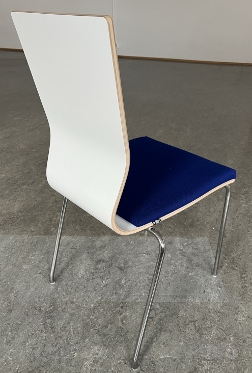 Konferansestol fra EFG i hvit