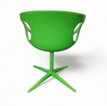 Konferansestol i grønt / lyst brunt fra Fritz Hansen, modell Rin, design: Hiromichi Konno, pent brukt