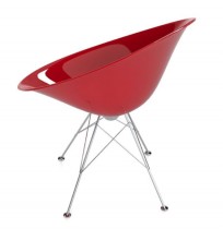 Konferansestol i rød akryl/krom fra Kartell, modell Eros, Design: Philippe Starck, pent brukt