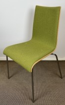 Konferansestol / stablestol i bjerk med sete i grønt stoff / krom, pent brukt