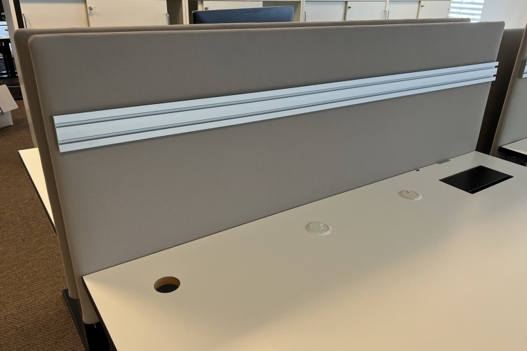 Bordskillevegg / skjermvegg for