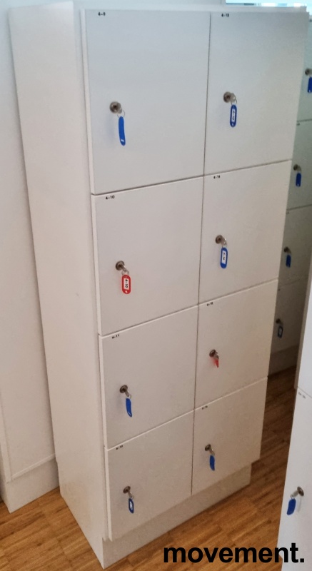 Solgt!Lukeskap i hvitt , 2x4 luker (8 - 1 / 3