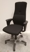 Håg Signet kontorstol med høy rygg og korsryggspute NYTRUKKET i sort, pent brukt