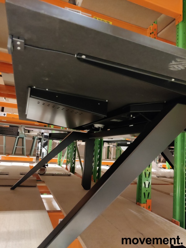Solgt!Skrivebord med elektrisk hevsenk i - 6 / 6
