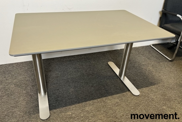 Solgt!Skrivebord / kompakt møtebord i - 2 / 3
