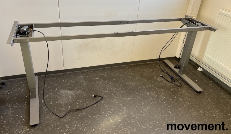 Solgt!Understell for skrivebord med - 1 / 2