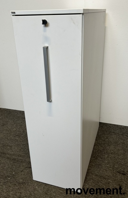 Solgt!Kinnarps E-serie i hvitt, - 1 / 2