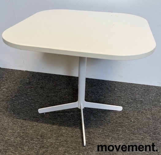 Solgt!Loungebord / sofabord i hvitt fra - 1 / 2