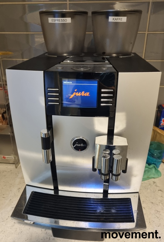 Solgt!Jura Giga X7c kaffemaskin med kvern - 3 / 4