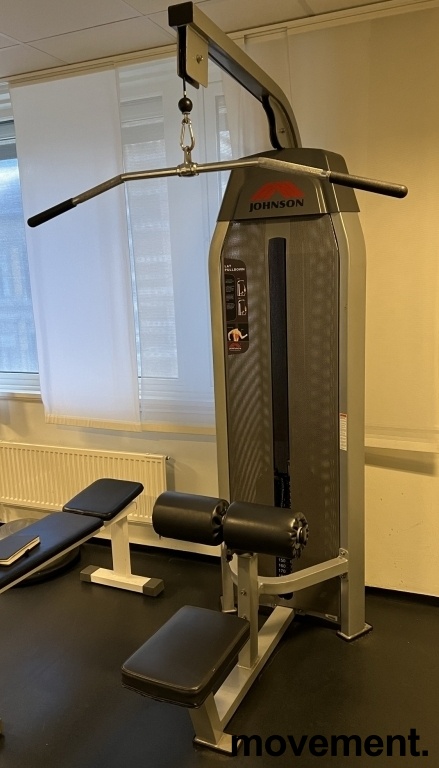 Solgt!Lat pull down / nedtrekk-maskin fra - 1 / 3