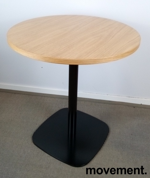 Solgt!Kafebord i eik, fra Normann - 2 / 3